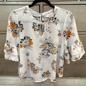 Urban Romantics blouse‎